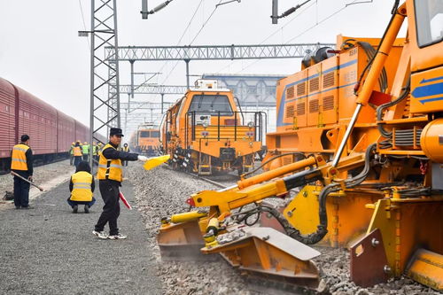 沈陽至山海關(guān)鐵路集中整修作業(yè)全面展開，機(jī)械設(shè)備高效助力線路升級