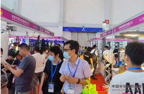 2021廈門國際照明展會(huì) 八月十八日至二十日，廈門國際會(huì)展中心盛大開幕，平面設(shè)計(jì)引領(lǐng)光影未來